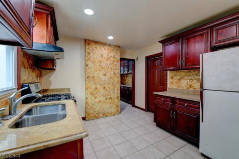 249 4TH Street Newark NJ 07107