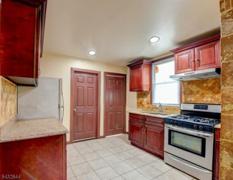 249 4TH Street Newark NJ 07107