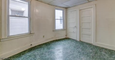 249 4TH Street Newark NJ 07107