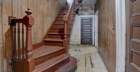 249 4TH Street Newark NJ 07107