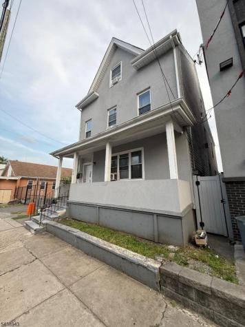 276 FRT276GOVERNOR Street Paterson NJ 07501