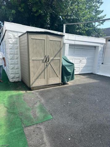 32 Hemlock Street Paterson NJ 07503