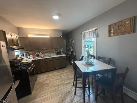 78 16TH Avenue Paterson NJ 07501