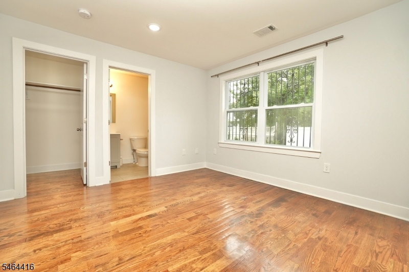 478 S 16th Street Newark NJ 07103