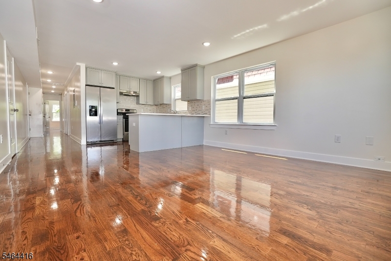478 S 16th Street Newark NJ 07103