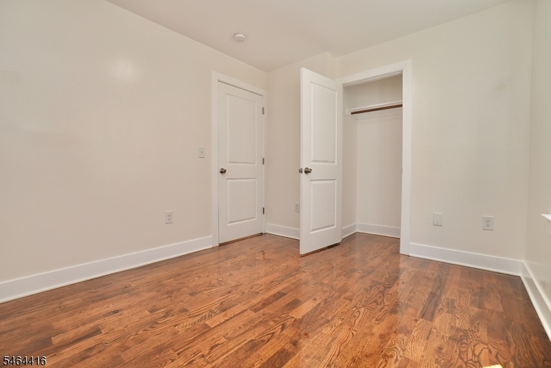 478 S 16th Street Newark NJ 07103