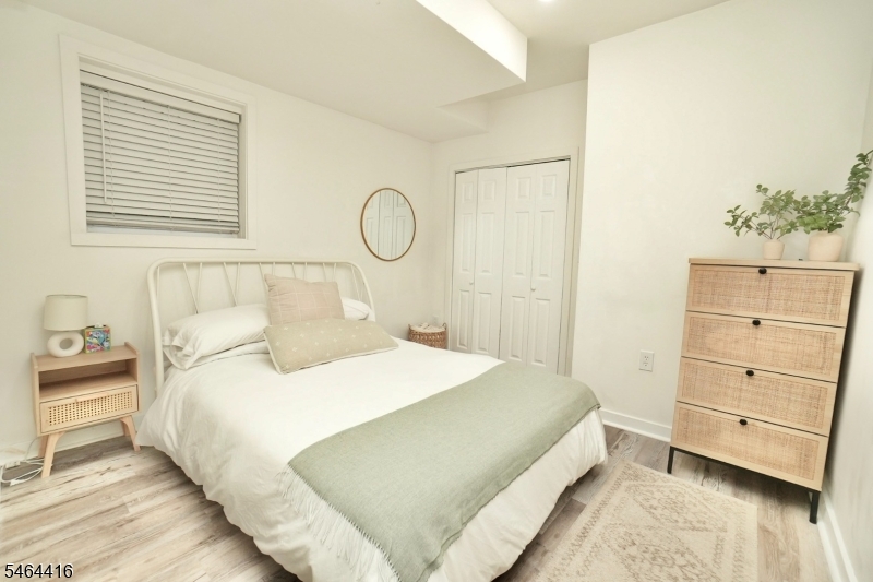 478 S 16th Street Newark NJ 07103