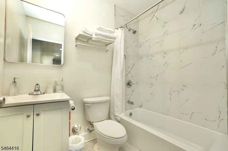 478 S 16th Street Newark NJ 07103