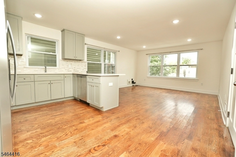 478 S 16th Street Newark NJ 07103
