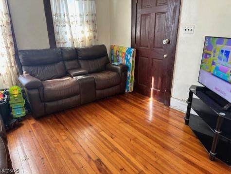 753 Myrtle Street Elizabeth NJ 07202