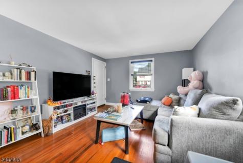 33 E 7th Street Clifton NJ 07011