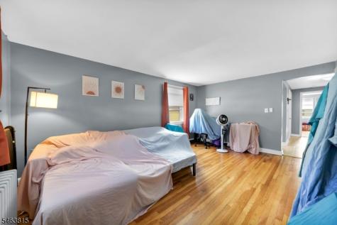 33 E 7th Street Clifton NJ 07011