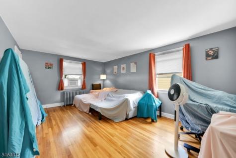33 E 7th Street Clifton NJ 07011