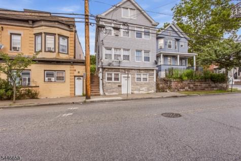 148 Palisade Avenue Garfield NJ 07026