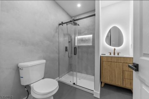 336 Danforth Avenue Jersey City NJ 07305