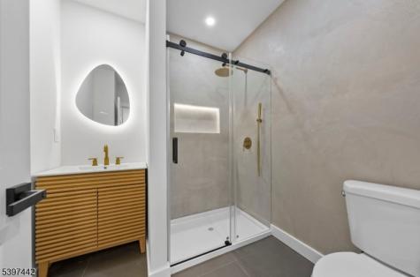 336 Danforth Avenue Jersey City NJ 07305