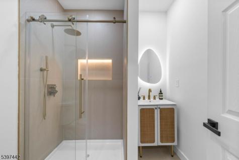 336 Danforth Avenue Jersey City NJ 07305