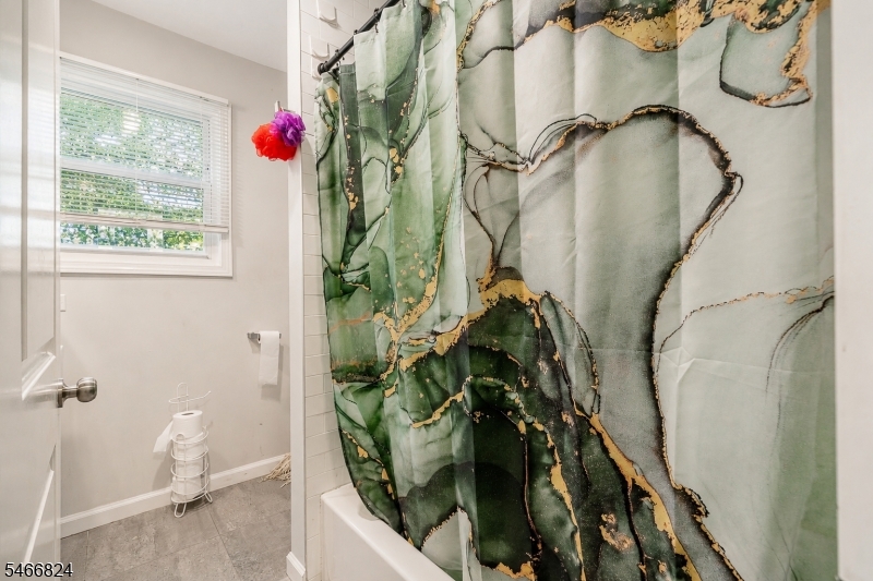 52 Thomas Street Bloomfield NJ 07003