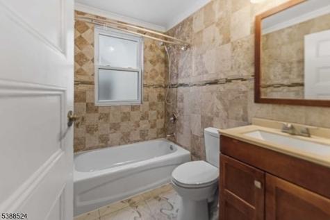 176 N 16th Street East Orange NJ 07017