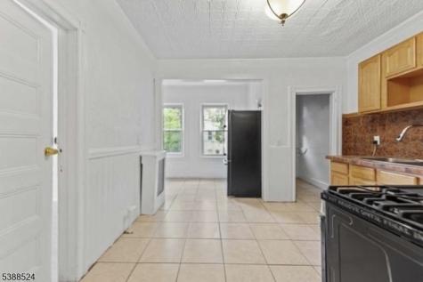 176 N 16th Street East Orange NJ 07017