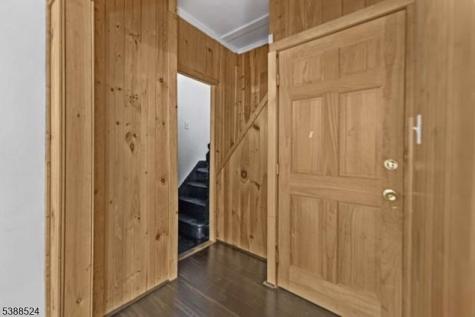 176 N 16th Street East Orange NJ 07017