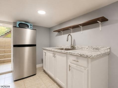 57 Highland Street Paterson NJ 07524