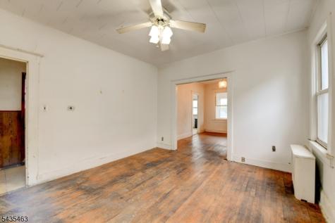 110 W 16th Street Linden NJ 07036