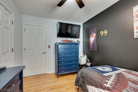 7 Myrtle Avenue Metuchen NJ 08840