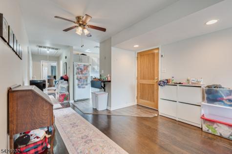 7 Myrtle Avenue Metuchen NJ 08840