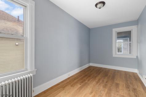 152 South Park Elizabeth NJ 07206