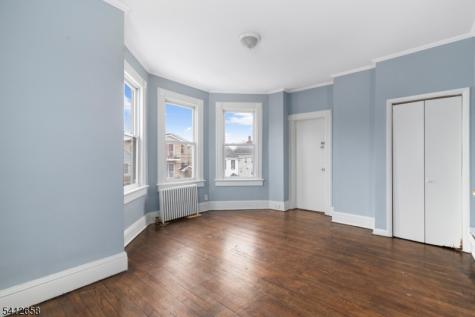 152 South Park Elizabeth NJ 07206