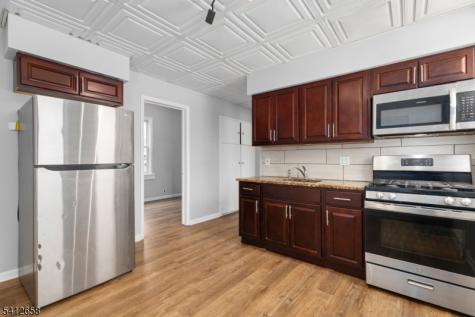 152 South Park Elizabeth NJ 07206