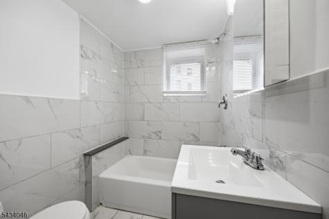 94 Eaton Place East Orange NJ 07017