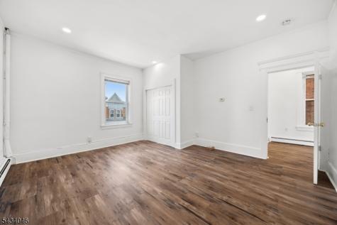 94 Eaton Place East Orange NJ 07017