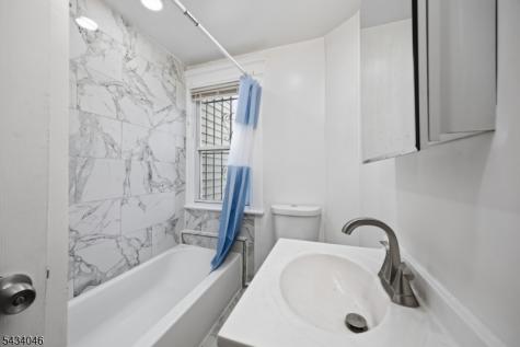 94 Eaton Place East Orange NJ 07017