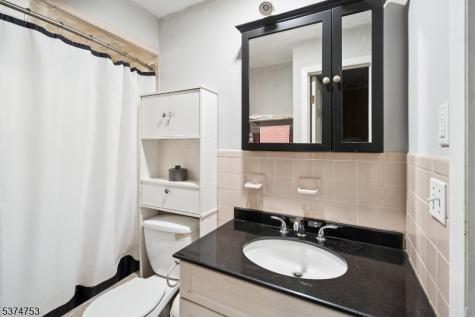 92 Hutton Street Jersey City NJ 07307