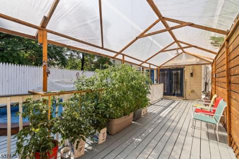 92 Hutton Street Jersey City NJ 07307