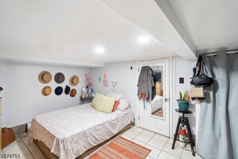 92 Hutton Street Jersey City NJ 07307