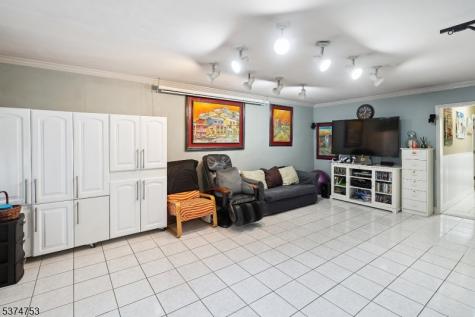 92 Hutton Street Jersey City NJ 07307