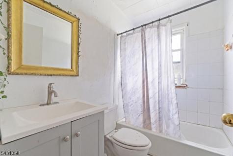 24 Elizabeth Street Paterson NJ 07503