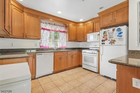 1411 Mopsick Avenue Linden NJ 07036