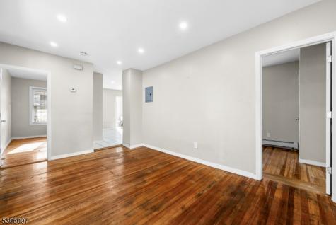 113 2ND Street Elizabeth NJ 07206