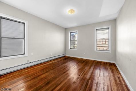 113 2ND Street Elizabeth NJ 07206