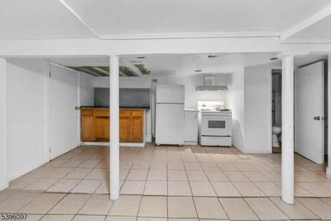 113 2ND Street Elizabeth NJ 07206