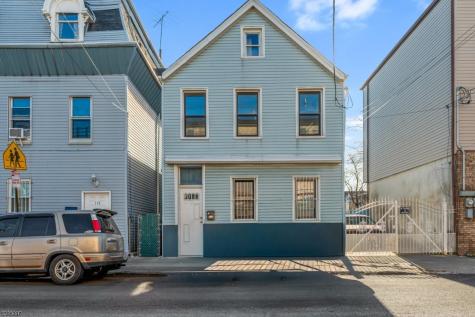 113 2ND Street Elizabeth NJ 07206