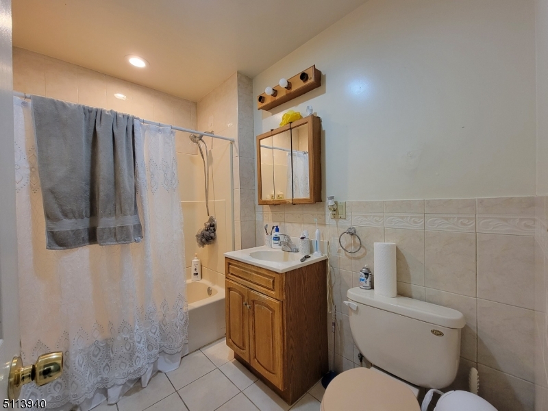 579 Monroe Avenue Elizabeth NJ 07201