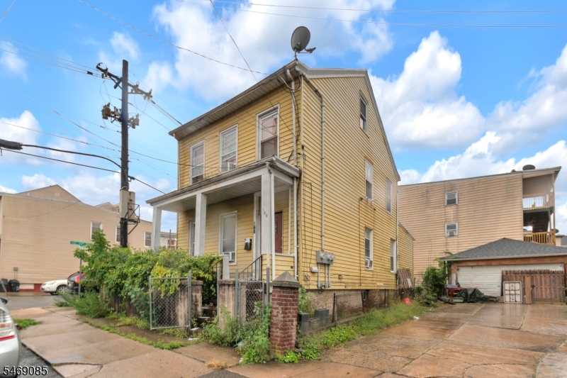 160 5TH Avenue Paterson NJ 07524
