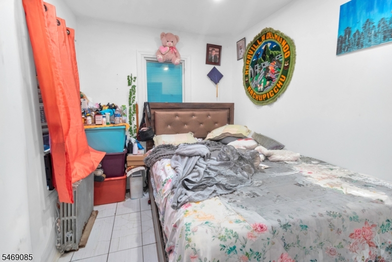 160 5TH Avenue Paterson NJ 07524