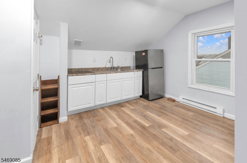 160 5TH Avenue Paterson NJ 07524