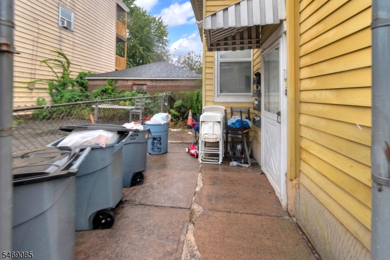 160 5TH Avenue Paterson NJ 07524